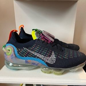 Sz 8.5 Nike air vapormax flyknit 2021 men